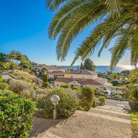 Apartamento Le Village - C2 105 By Interhome Saint-Raphaël