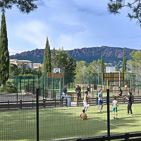 Appartamento Le Village - C2 105 By Interhome *